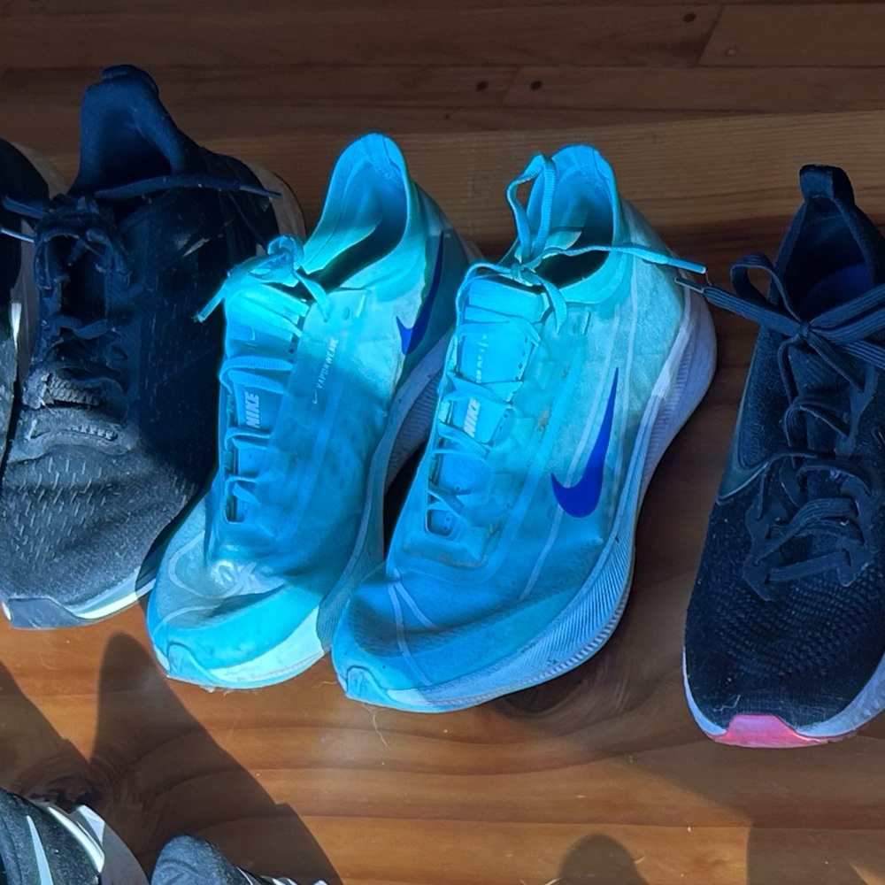 Nike women’s 8.5